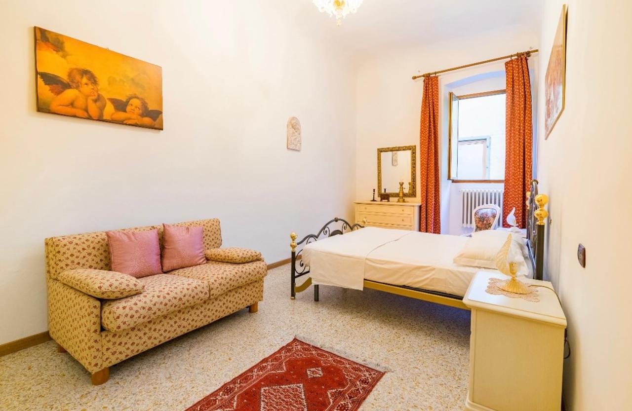 Central And Spacious Appartement Florence Buitenkant foto